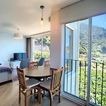 בית נופש Holiday's House 